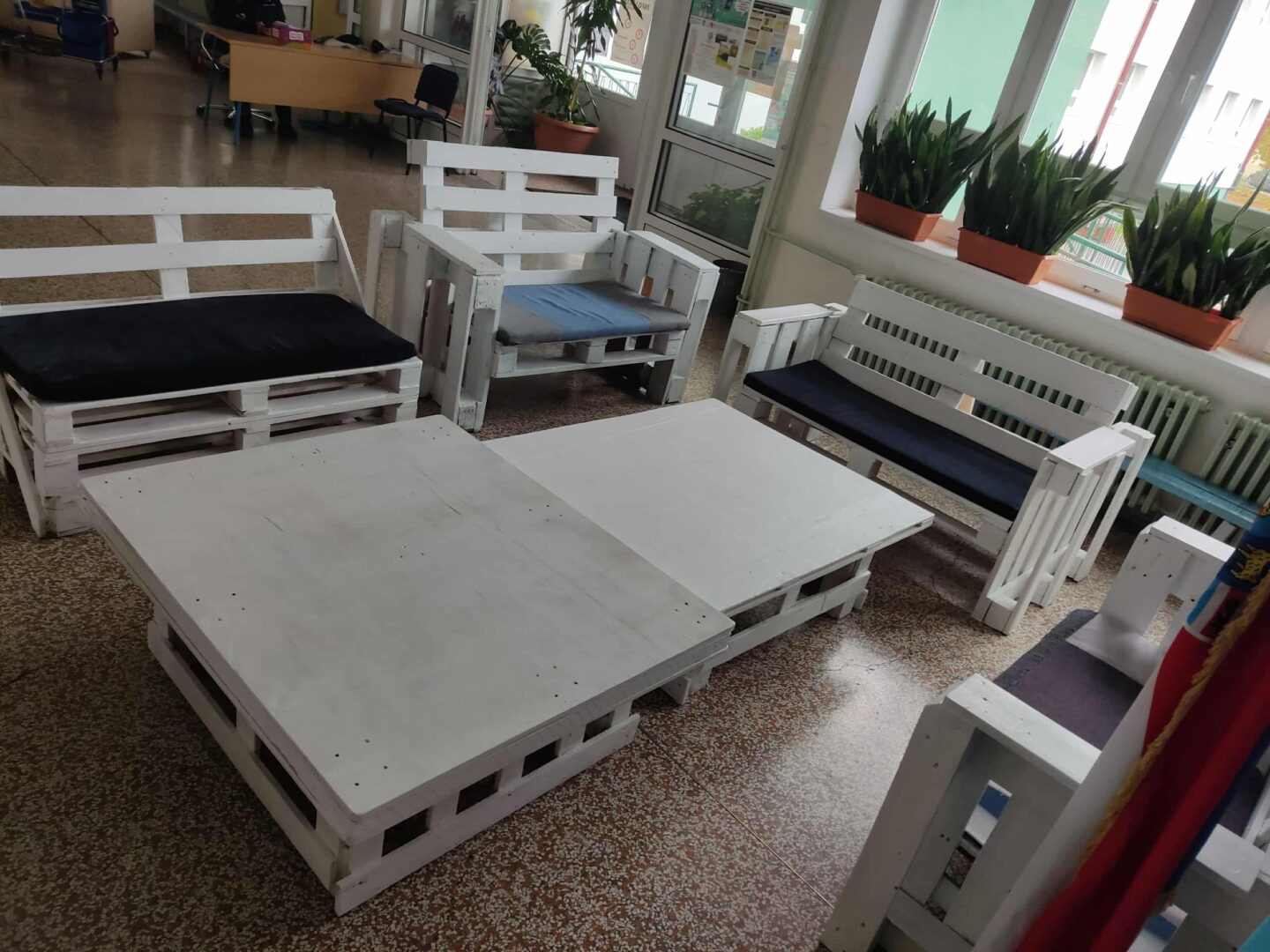 ebe78cd6-3afb-42ee-a369-446489e8f46f