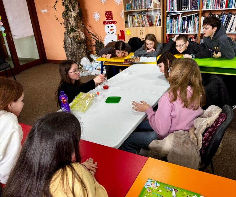 Posjet učenika Gradskoj knjižnici povodom Dana žena i djevojaka u znanosti