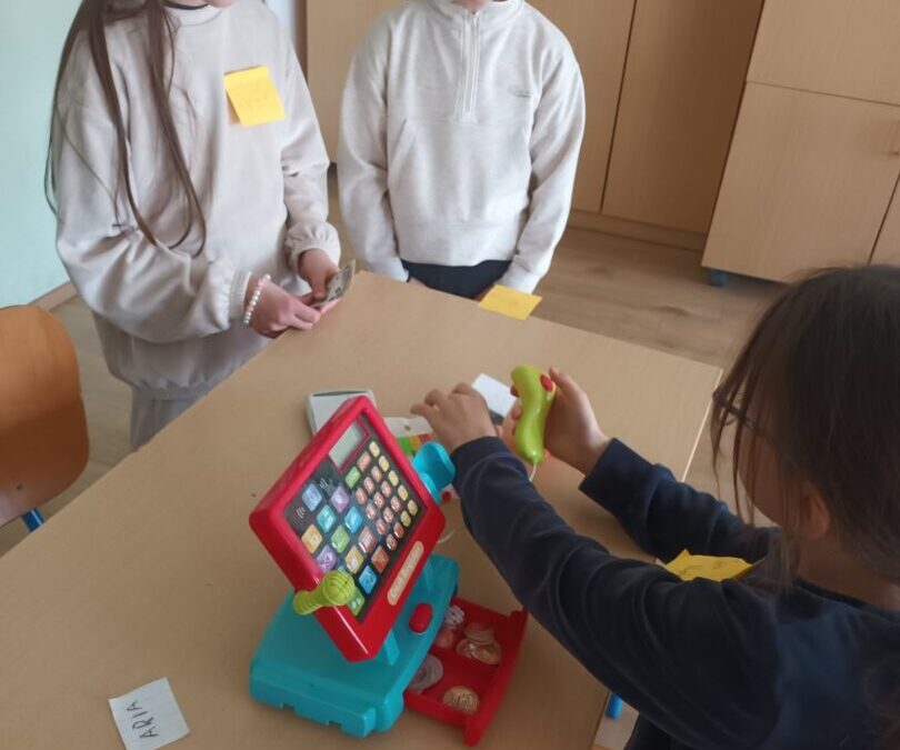 Učenici trećih razreda obilježili Tjedan novca